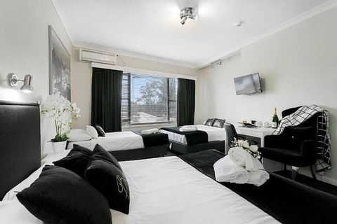 Airport Hotel Sydney - Inverell Accommodation 5