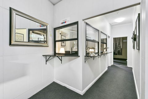 Airport Hotel Sydney - Inverell Accommodation 1