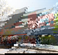 Melbourne Metro YHA - Hostel - Inverell Accommodation