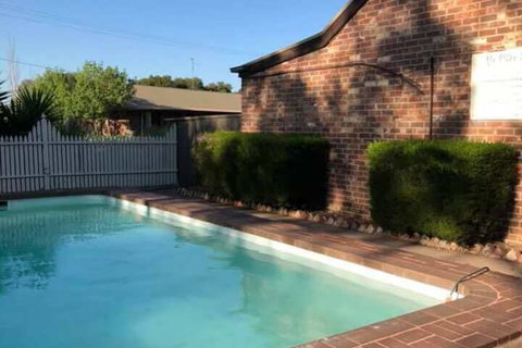 Olde Horsham Motor Inn - Inverell Accommodation 3