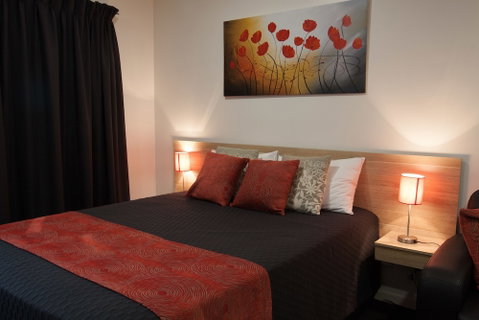 Abode37 - Inverell Accommodation 6