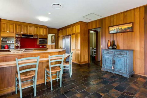 Adriennes Country Retreat - Inverell Accommodation 3