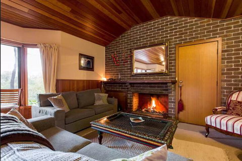 Adriennes Country Retreat - Inverell Accommodation 2