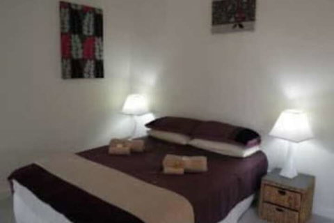 Chalets On Woodlands - Inverell Accommodation 4