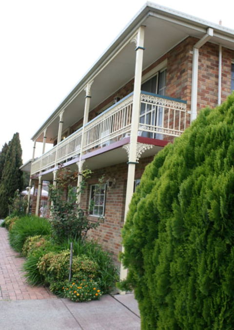 Grand Manor Motor Inn - Queanbeyan - Inverell Accommodation 1
