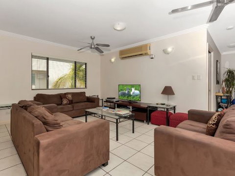 Oceansprey On The Beach - Inverell Accommodation 3