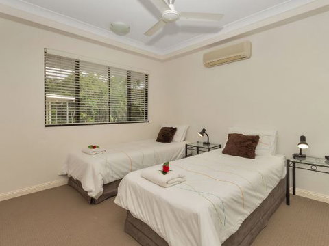 Oceansprey On The Beach - Inverell Accommodation 5