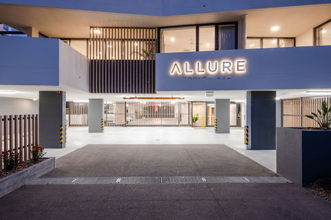 Allure Mooloolaba - Inverell Accommodation 0