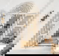 Your Luxury Escape - Bisque House - Inverell Accommodation