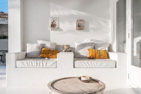 Your Luxury Escape - Bisque House - Inverell Accommodation 3