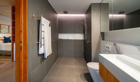 Aria Port Douglas Villas - Inverell Accommodation 5