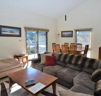 Snowbound 1 - Inverell Accommodation