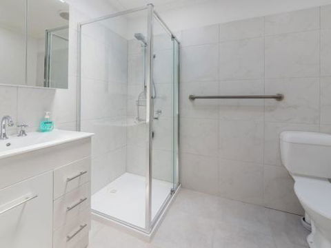 DRIFTAWAY ACROSS FROM SURF BEACH - Inverell Accommodation 5