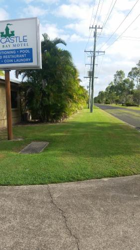 Sandcastle Motel Tin Can Bay - Inverell Accommodation 4