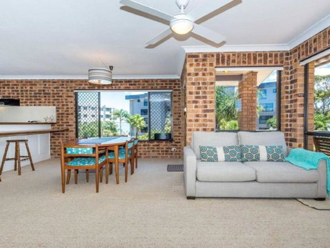 COLUMBIA VIEWS 2 / 9 COLUMBIA CLOSE AIRCON WIFI NETFLIX VIEWS & BOAT PARKING - Inverell Accommodation 2