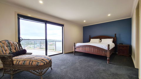 A Vista Townhouse 1 - Inverell Accommodation 1