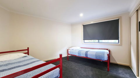 A Vista Townhouse 1 - Inverell Accommodation 5
