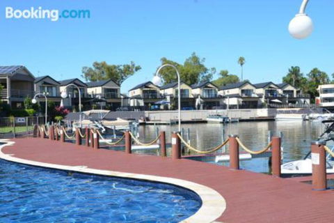 Brookwater Waterfront On Lake Mulwala - Inverell Accommodation 6