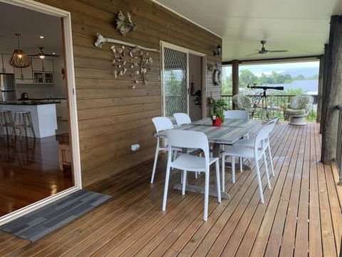 Ocean Breeze - Inverell Accommodation 1