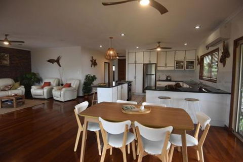 Ocean Breeze - Inverell Accommodation 2
