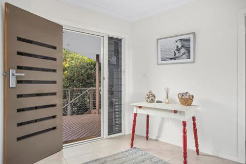 Coastal Retreat - Inverell Accommodation 1