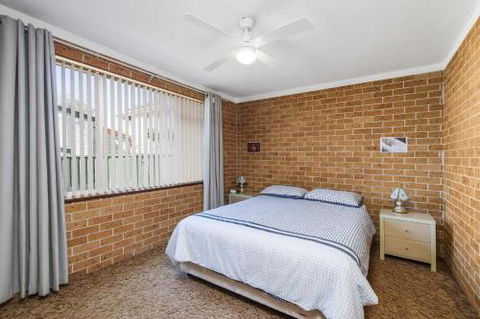 6 Of 12 To 14 Crisallen Street Port Macquarie - Inverell Accommodation 4