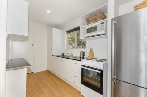 Rosella Cottage Waratah Bay - Inverell Accommodation 3
