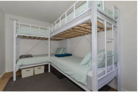 Rosella Cottage Waratah Bay - Inverell Accommodation 6
