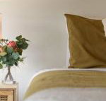 Trentham Central Villas 6 BR / Ensuite / Sleeps 12 - Inverell Accommodation