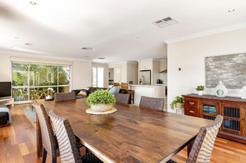 Rosebud Seaside Accommodation - Inverell Accommodation 0