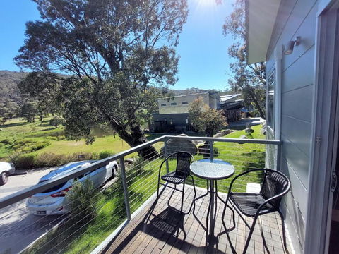 Iron Bark Chalet - Inverell Accommodation 2