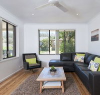 Blue Swimmer 33 Danalene Parade - Inverell Accommodation