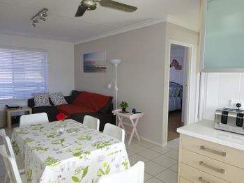 Selene Holiday Apartment AtWest Beach - Inverell Accommodation 0