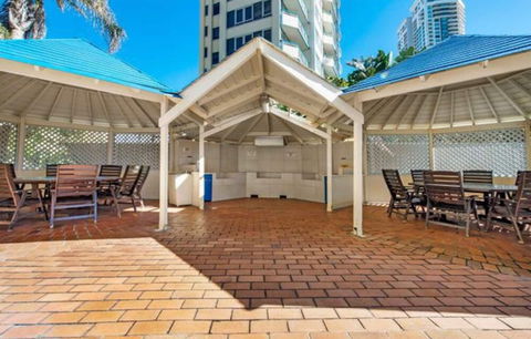 Absolute Beachfront With Views 2BR Apt - Inverell Accommodation 0