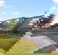 Seaside Serenity 2 - Inverell Accommodation