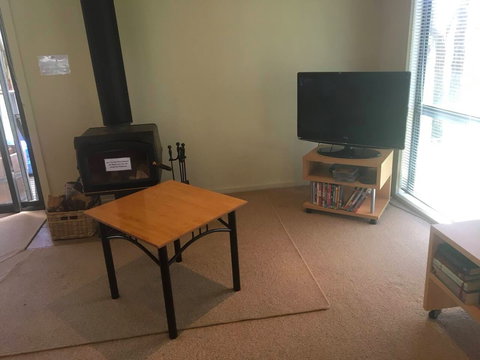 Indulge At The Beautiful Otway Winery - Inverell Accommodation 5