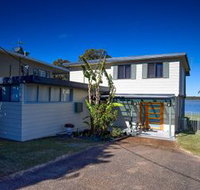 Diamond Lake House - Inverell Accommodation