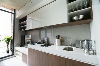 Spacious Apartment Close To Melbourne CBD - Inverell Accommodation 1