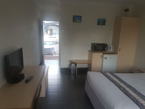 Jopen Cafe & Motel - Inverell Accommodation 5
