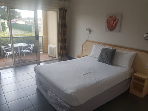 Jopen Cafe & Motel - Inverell Accommodation 4