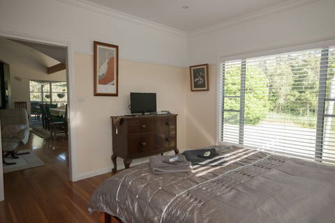 Crescent Head Farm - Inverell Accommodation 5
