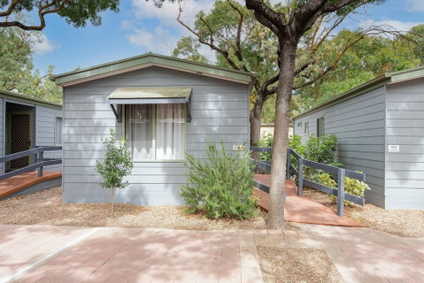 Adelaide Caravan Park - Inverell Accommodation 0