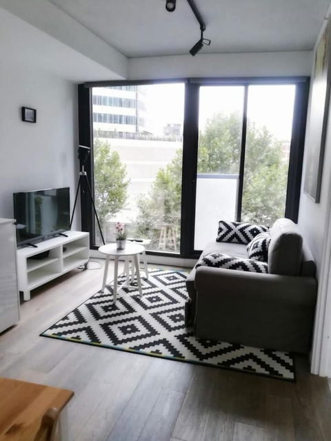 Carlson CBD Apartments - Inverell Accommodation 3