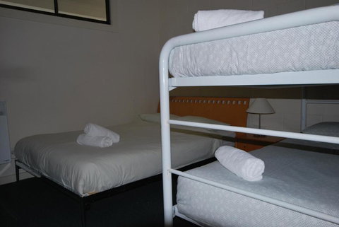 Alpine Heights 08 - Inverell Accommodation 5