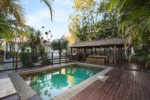 Coogee Luxury Home With Salt Water Pool & Parking - Inverell Accommodation 2