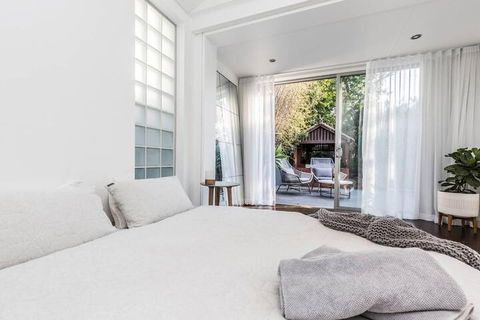 Coogee Luxury Home With Salt Water Pool & Parking - Inverell Accommodation 7