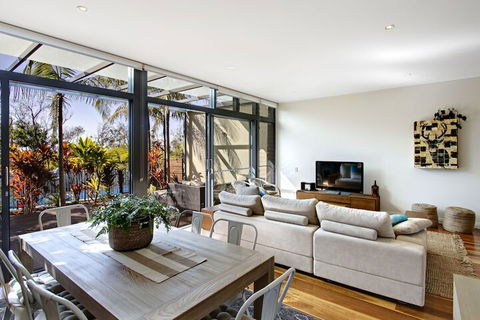 A PERFECT STAY - Ocean View At Kiah - Inverell Accommodation 4