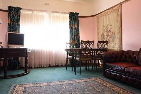 Apartments Downtown - Inverell Accommodation 4