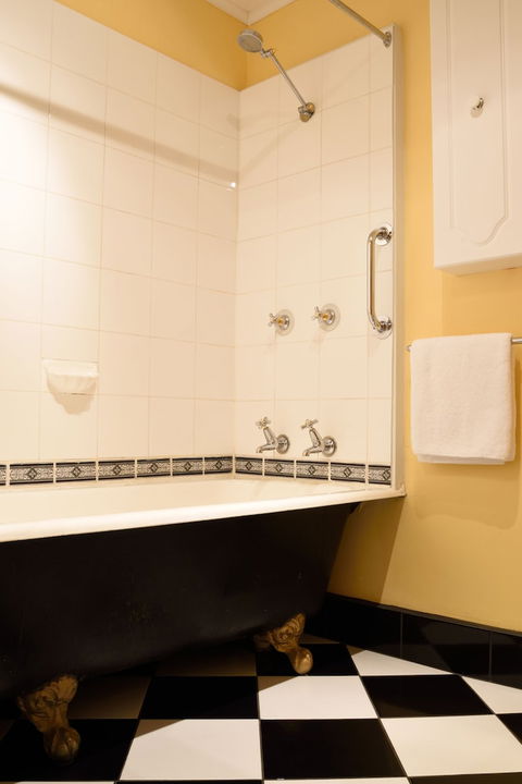 Apartments Downtown - Inverell Accommodation 3