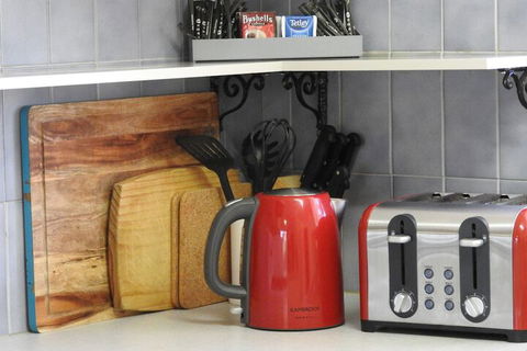 Annies Holiday Units - Inverell Accommodation 6